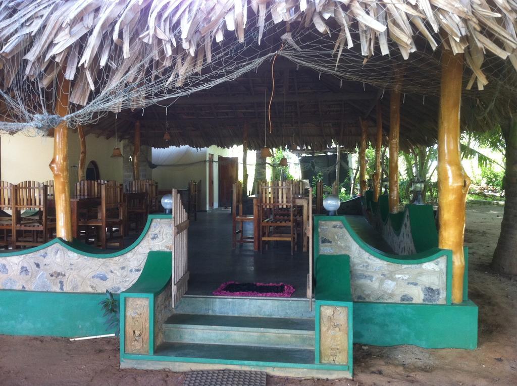 Fishermens Lodge & Restaurant Ranna Exterior foto